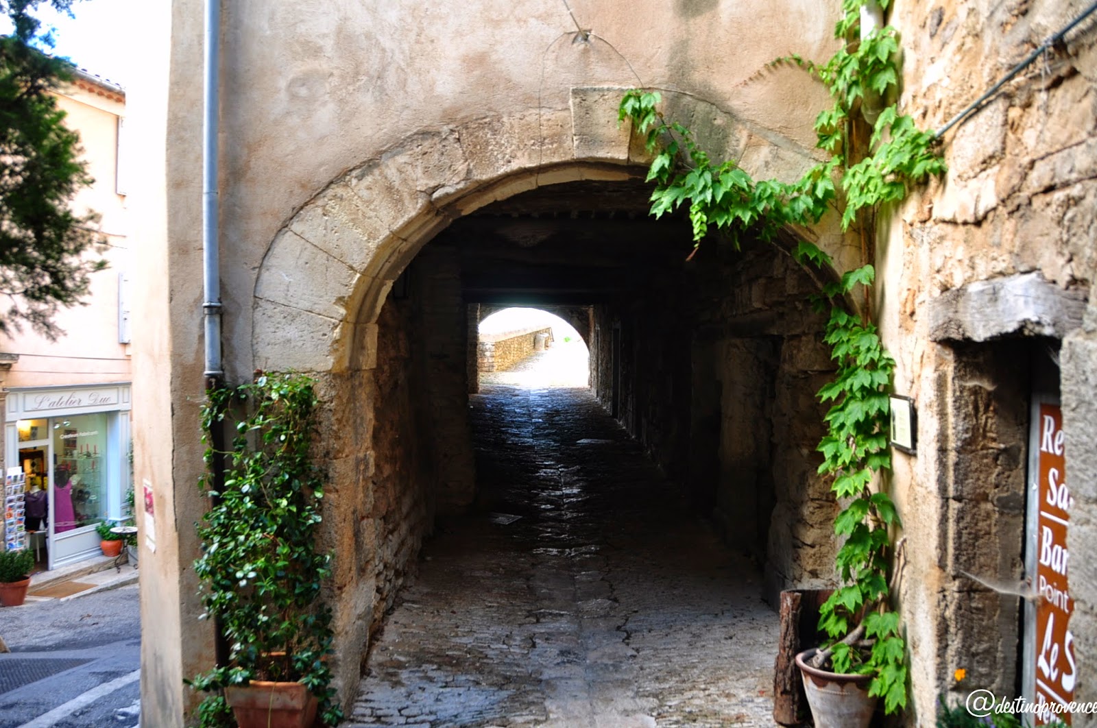 Bonnieux