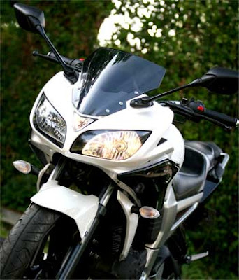 Modifiasi Yamaha Byson gaya Yamaha Fazer.jpg