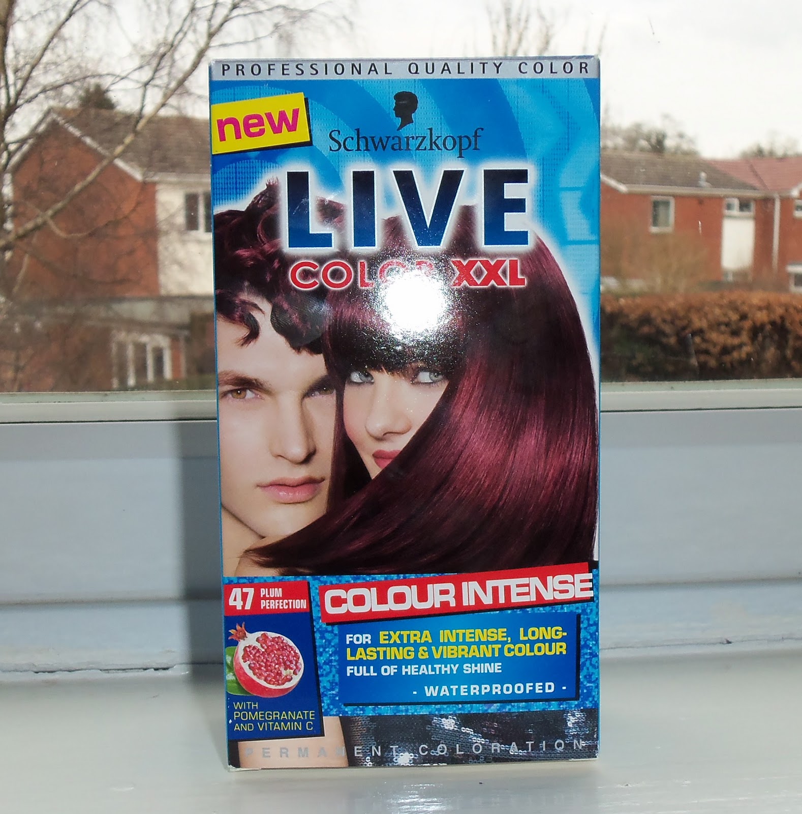 Beauty and Beyond.... Schwarzkopf Live Color XXL hair dye