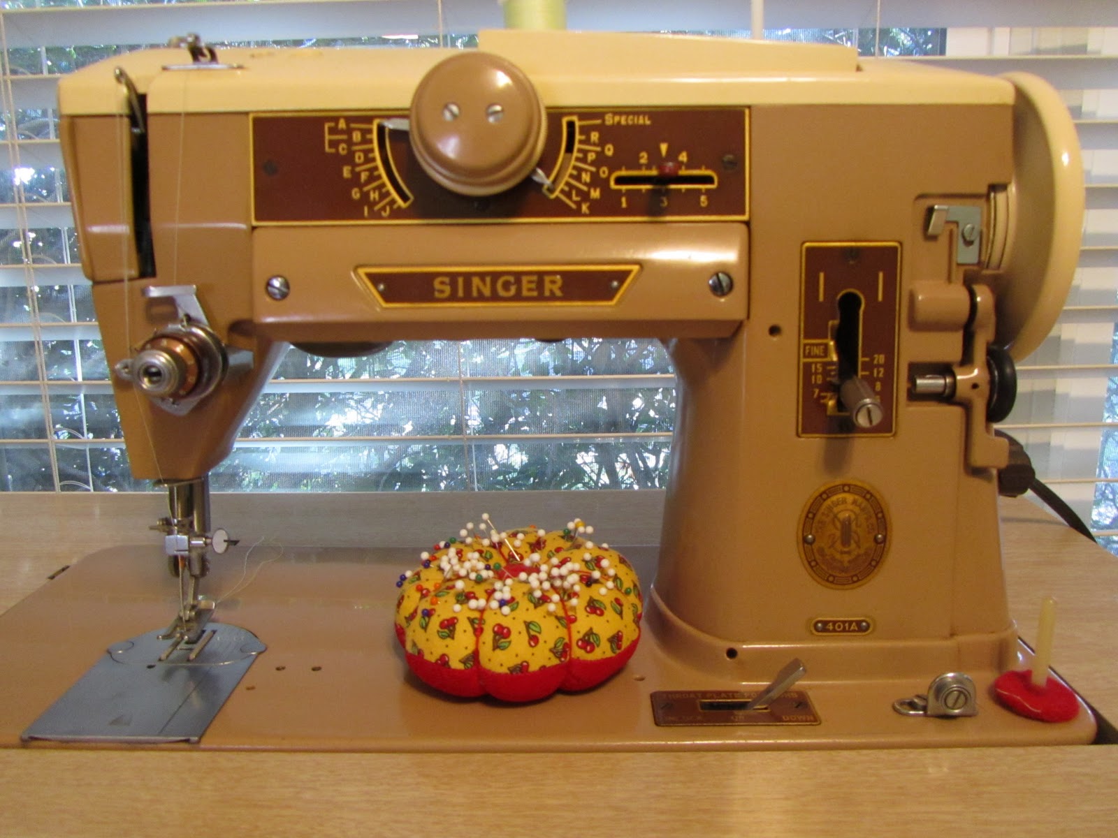 Collected Yarns Vintage Sewing Machine Love