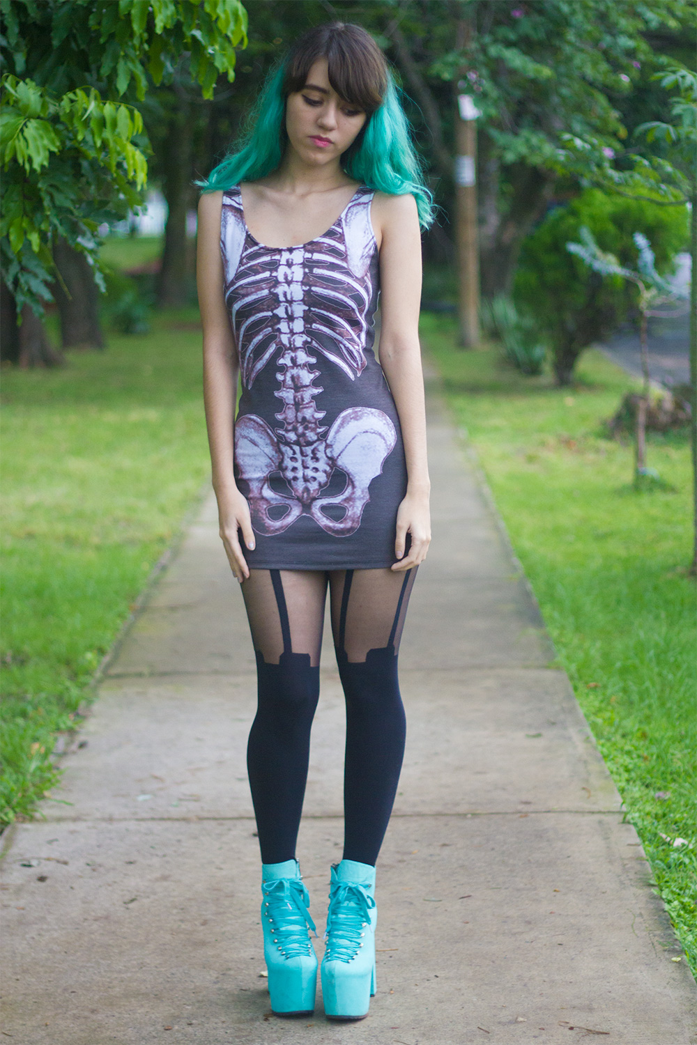 How to wear suspender tights Fashionmylegs The tights and hosiery blog