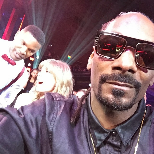 Snoop Dogg en nuevo selfieTaylor Swift y Jamie Foxx Snoop Dogg en nuevo selfieTaylor Swift y Jamie Foxx