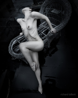 Photographer: Chaise Richard Tallent Art Model: Vivien Day Photographer: Chaise Richard Tallent Art Model: Vivien Day