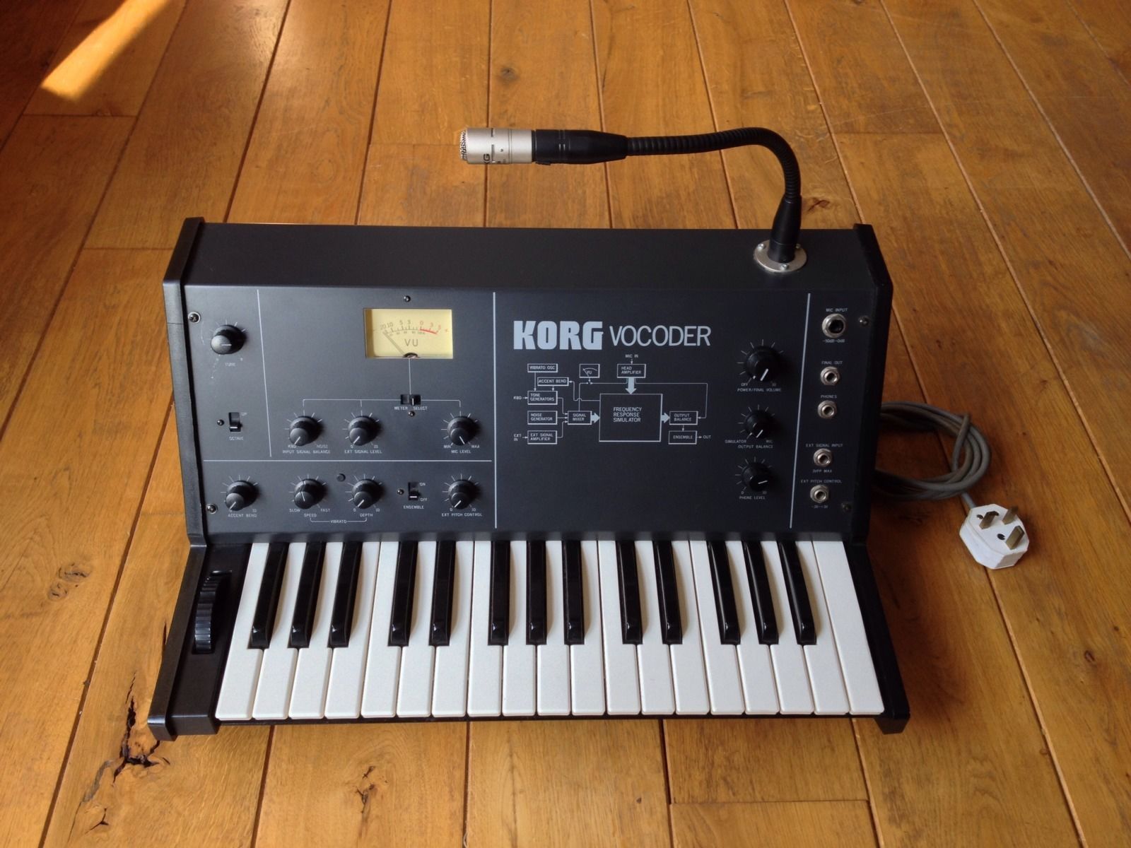 MATRIXSYNTH VC10 Vocoder Synthesizer SN 161660