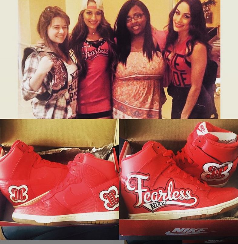 nikki bella nike dunks