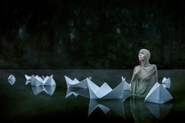 As sombrias, surreais e oníricas fotografias de Lotta van Droom Lotta van Droom fotografia surreal onírica sombria sonhos
