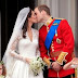 William y Kate sellan su amor con un beso real
