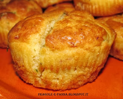 muffin al prosciutto cotto e scamorza affumicata