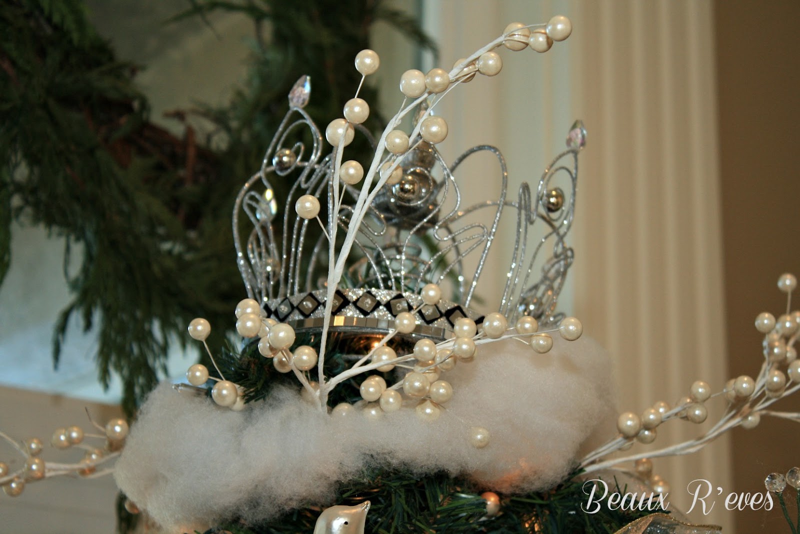 Beaux R'eves Tabletop TreesChristmas in My Living Room