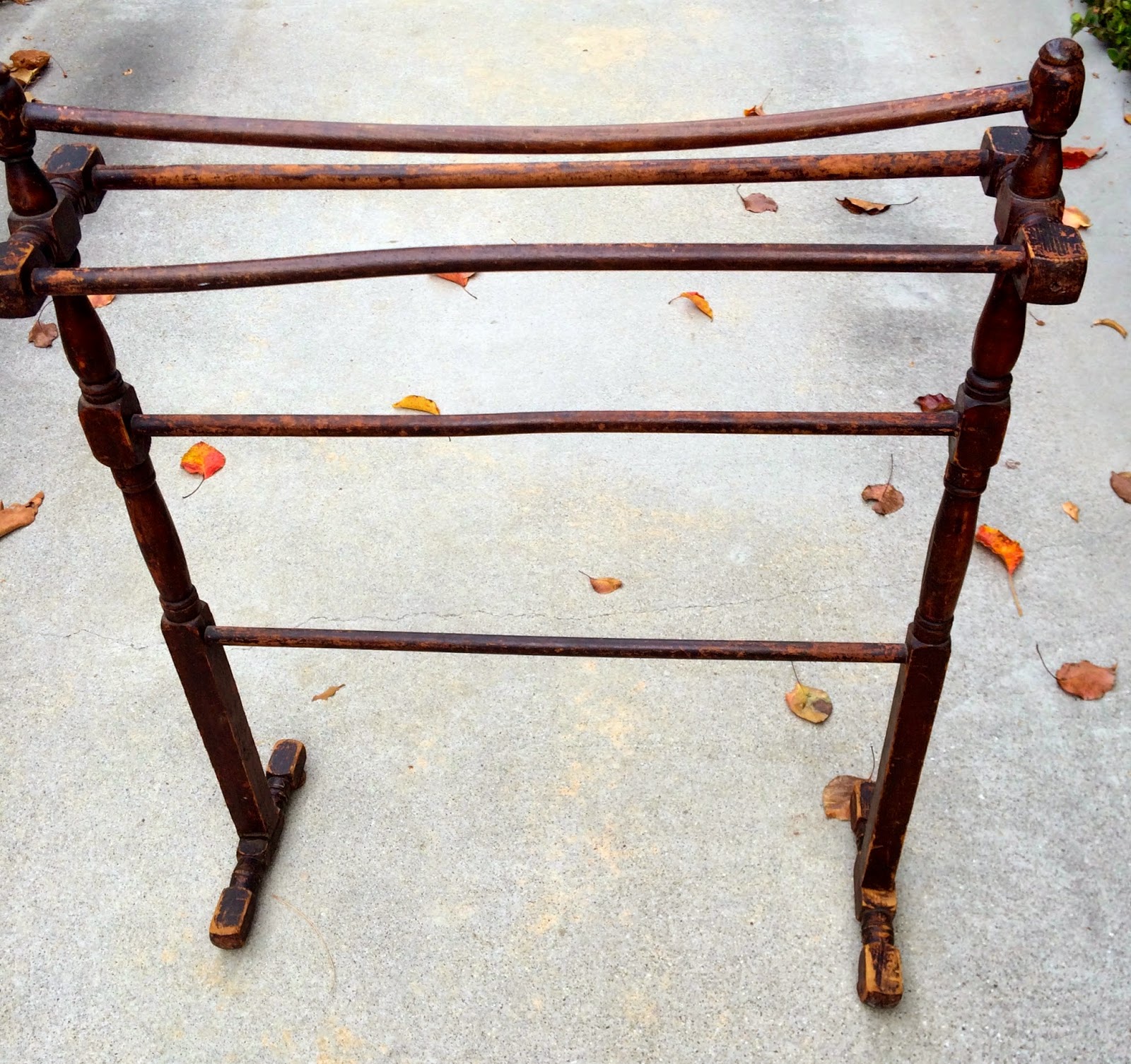 Teapots and Polka Dots Roadside Rescue Blanket Rack