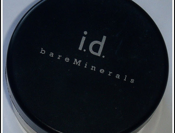 Product Review: Bare Minerals Foundation