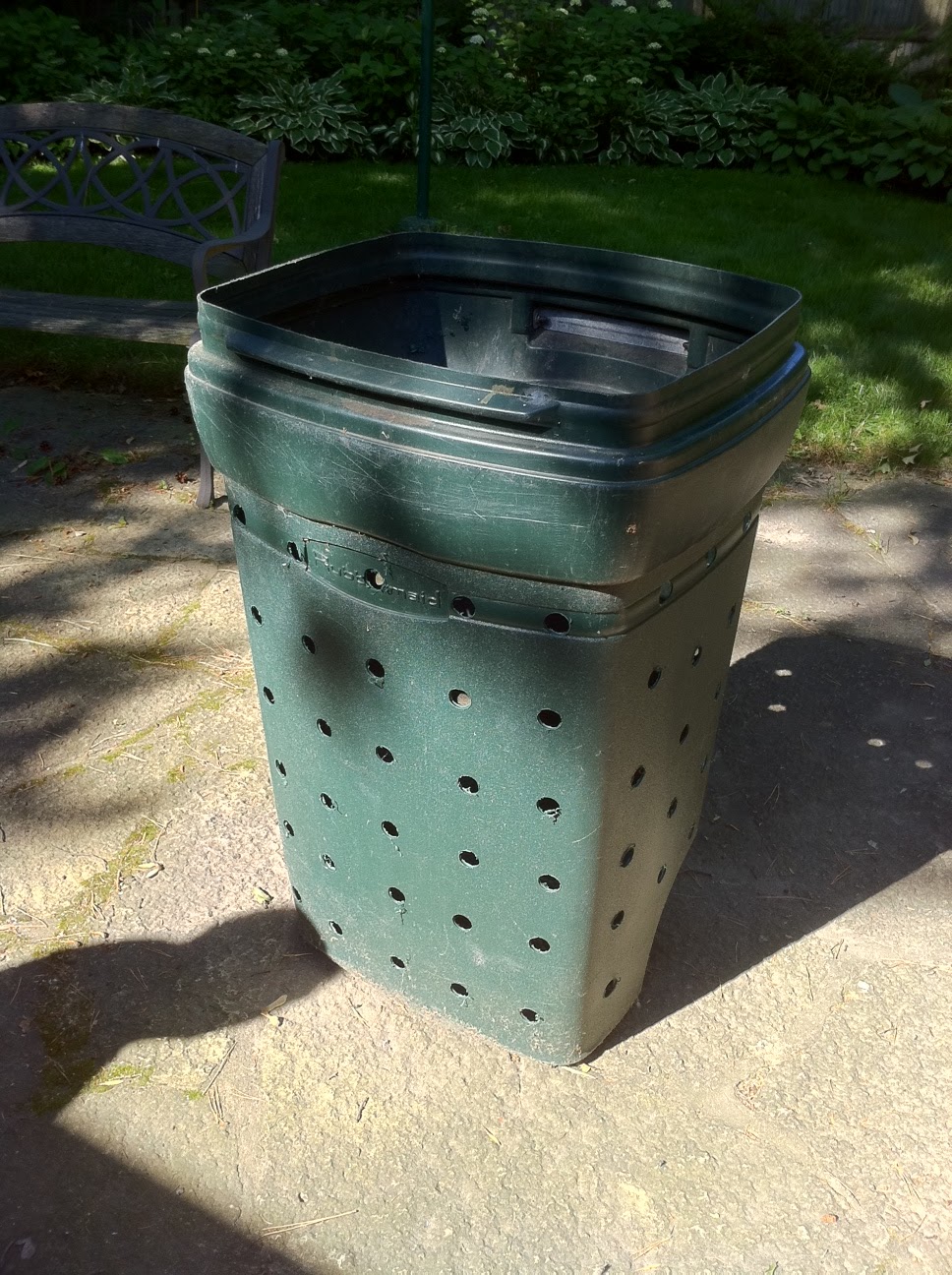 Teresa's Garden Song Easy Composting Bin from Garbage Can