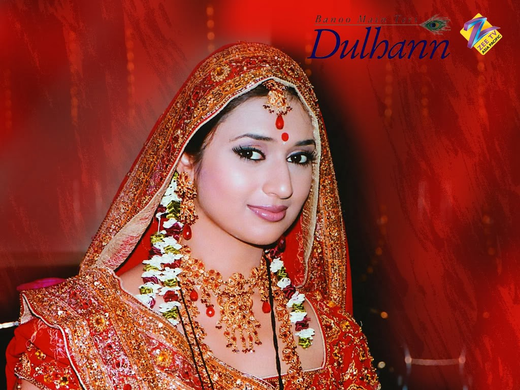 Divyanka Tripathi HD Photos Free Download | TV Biography