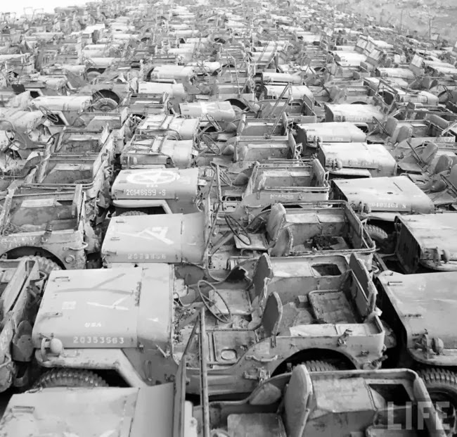 Jeep+Graveyard+on+the+Island+of+Okinawa,+Japan,+1949+(26).jpg