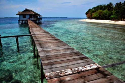 Objek Wisata Alam Pulau Karimunjawa Jepara Jawa Tengah Objek Wisata Alam Pulau Karimunjawa Jepara Jawa Tengah