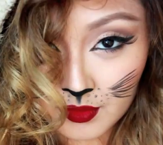 easy cat Halloween makeup style for girls