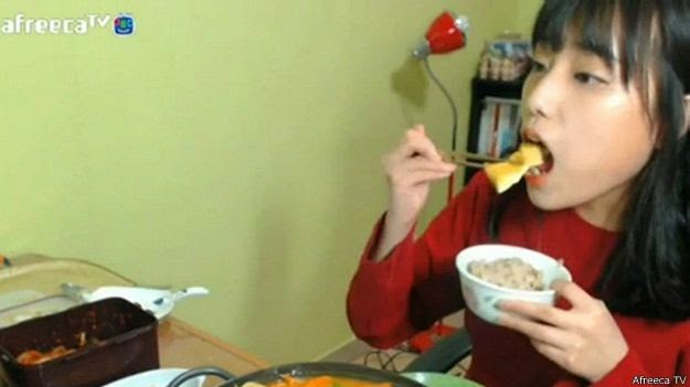 Por Qué A Los coreanos Les Gusta Ver A Otros Comiendo Por TV