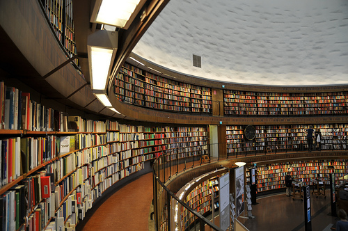 Biblioteca  Biblioteca+da+Cidade+de+Estocolmo+Su%C3%A9cia