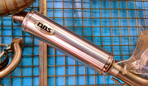 Knalpot Racing Satria FU Merk DBS Knalpot Racing Terbaik Untuk Motor Suzuki Satria FU