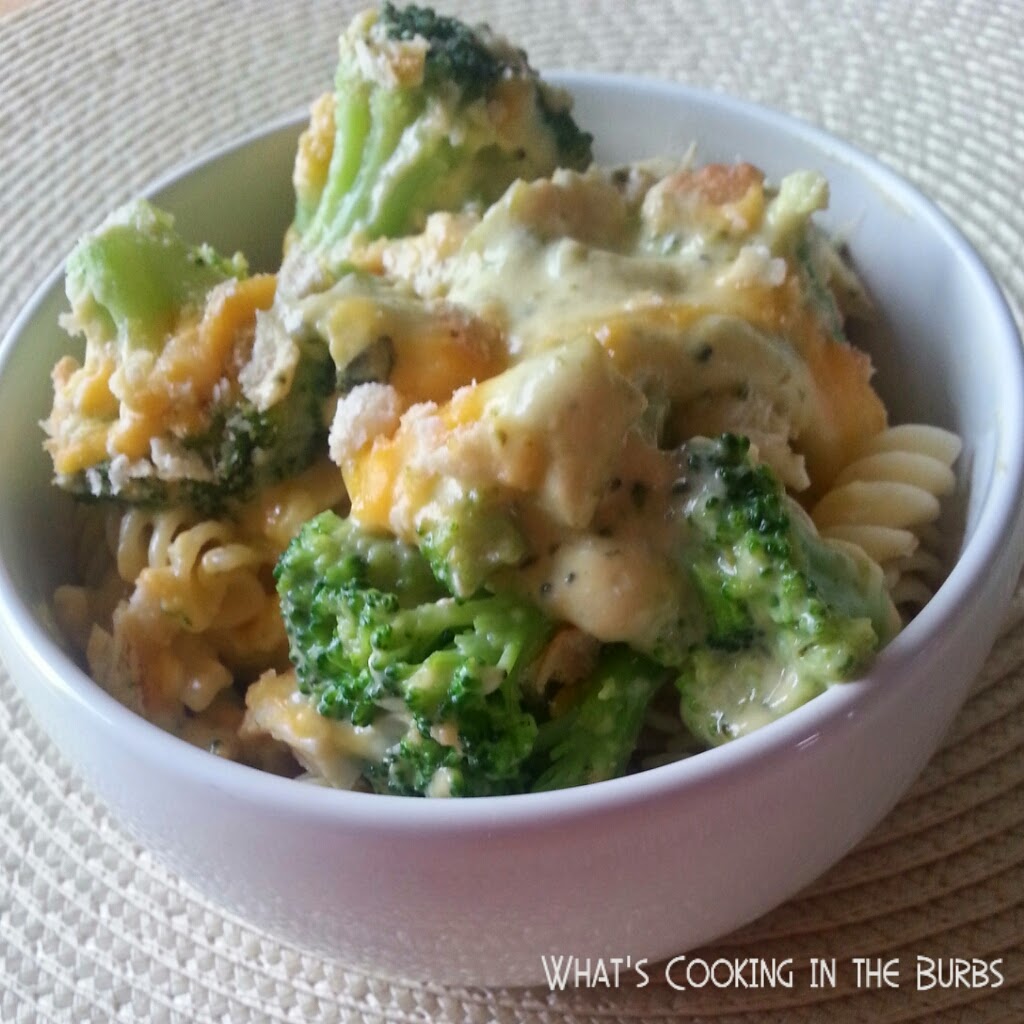 What's Cooking in the Burbs Slow Cooker Broccoli Cheddar Chicken Pasta