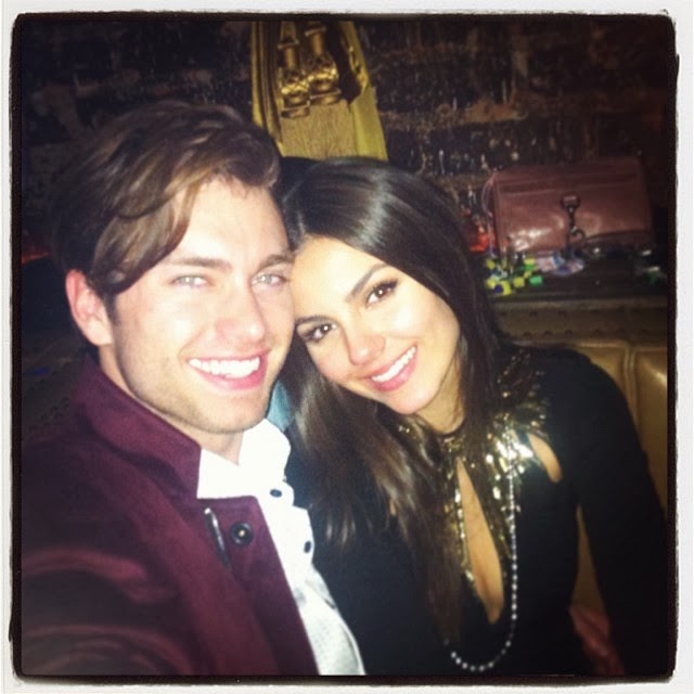 Blog de la Tele Victoria Justice y Pierson Fode Feliz Pareja en Año Nuevo