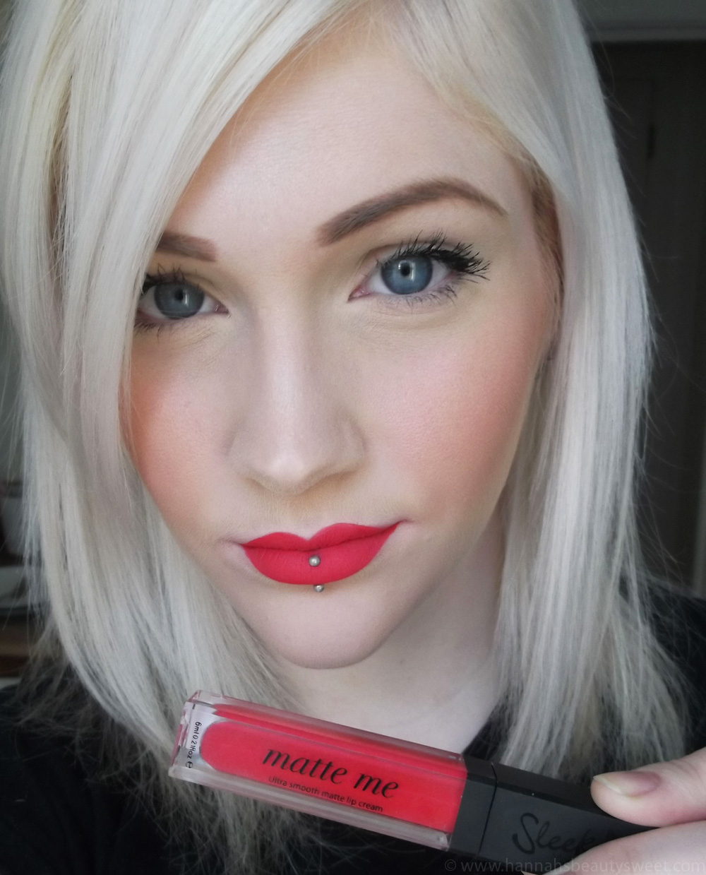 Sleek Matte Me Brink Pink Lipstick Review Sleek Matte Me Lipsticks, red lips, matte red lips, coral lipsick, Lime Crime suedeberry