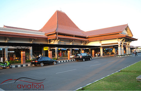 Bandara Adi Sumarmo Bandara Adi Sumarmo