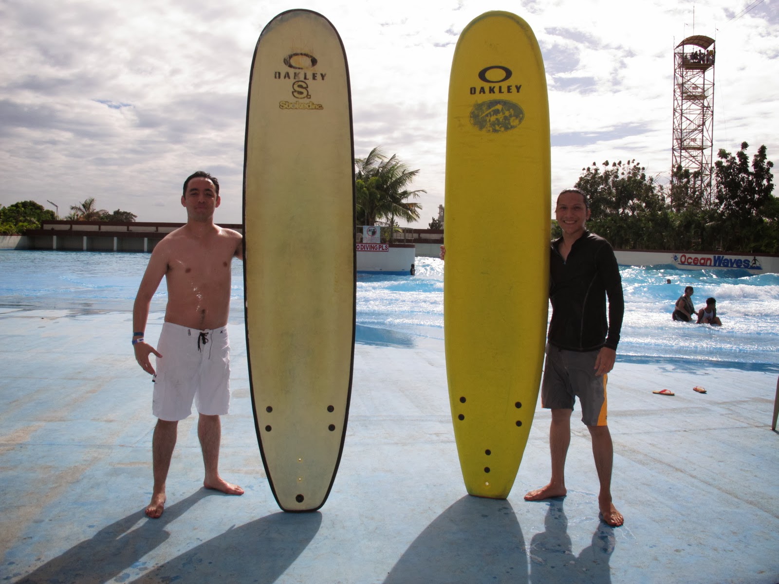 Surfing at Club Manila East City Boy Tripper