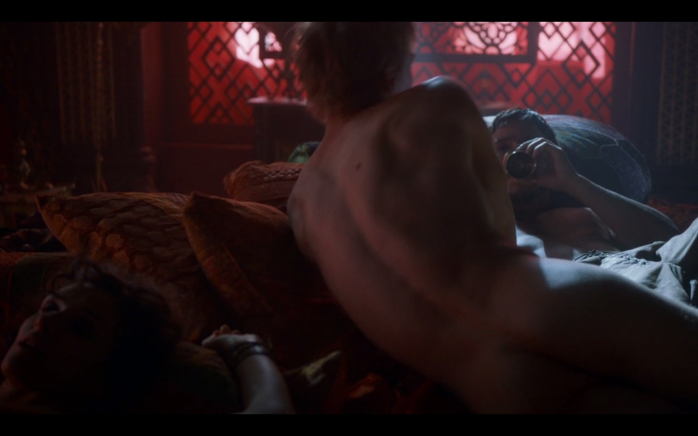 Game of Thrones 4x03 - Will Tudor & Pedro Pascal.
