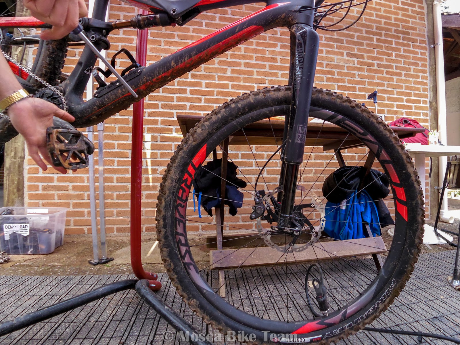 Dica de como se comportar na bike em uma descida