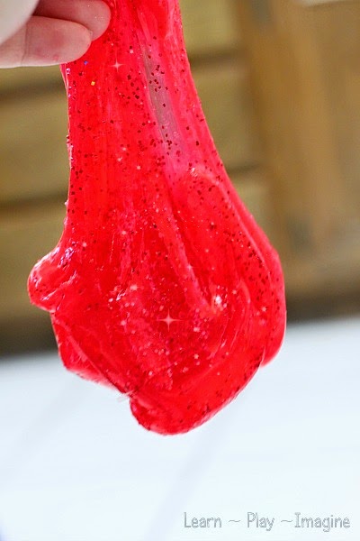 stretchy, sparkly, rubbery, oozing glitter slime - so easy to make!