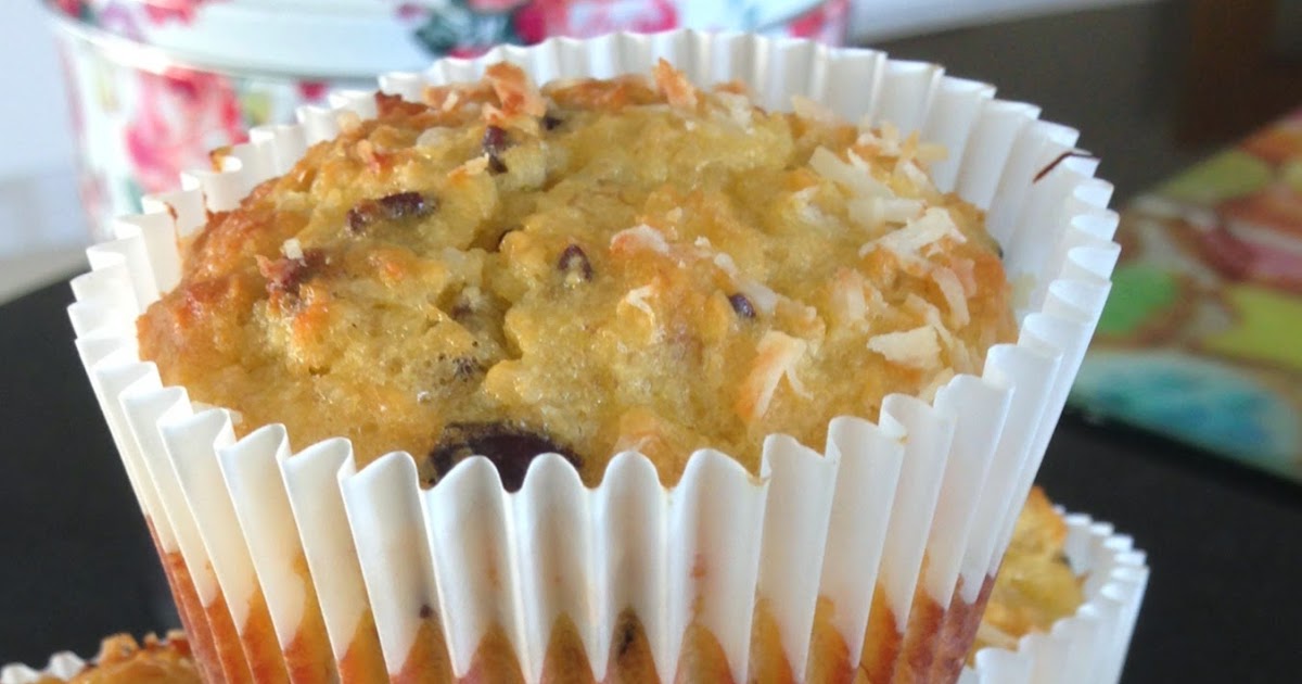 Grabbing life by the kettlebells... Banana & Coconut Muffins
