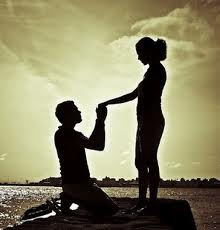 http://4.bp.blogspot.com/-BBPw7i97Rjc/UAvaWznqqtI/AAAAAAAAAYY/7t2-qwPVcl4/s320/Gambar+pasangan+romantis.jpg