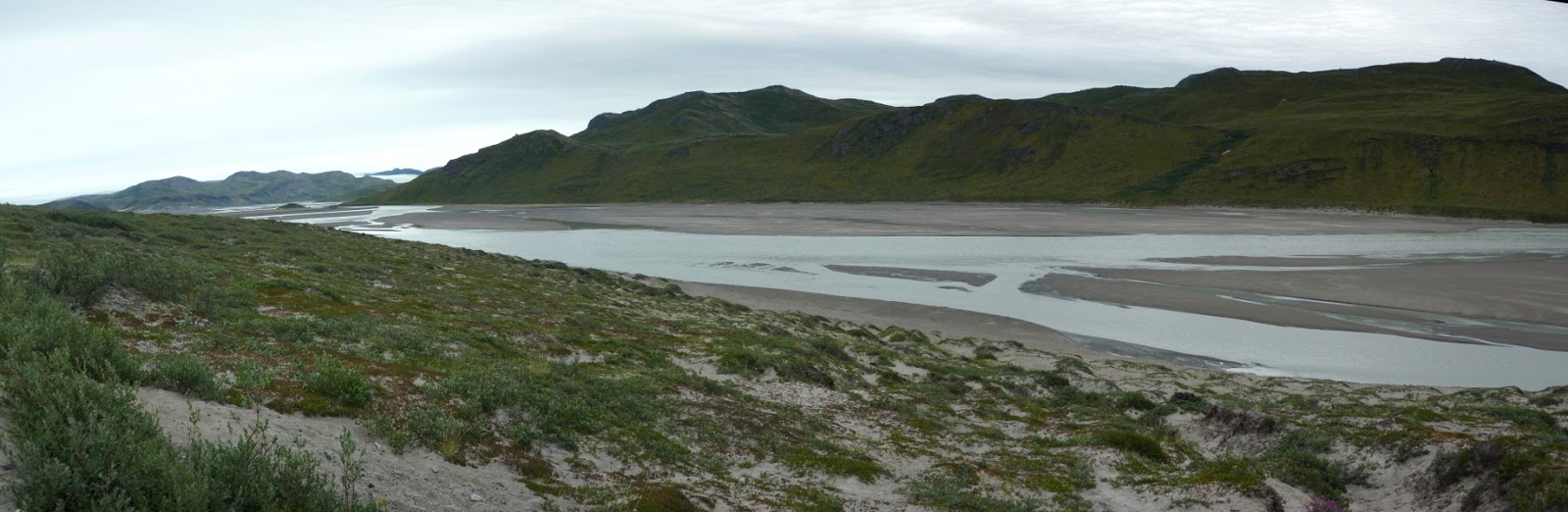 valley here, and there are miles to go to reach the ice cap