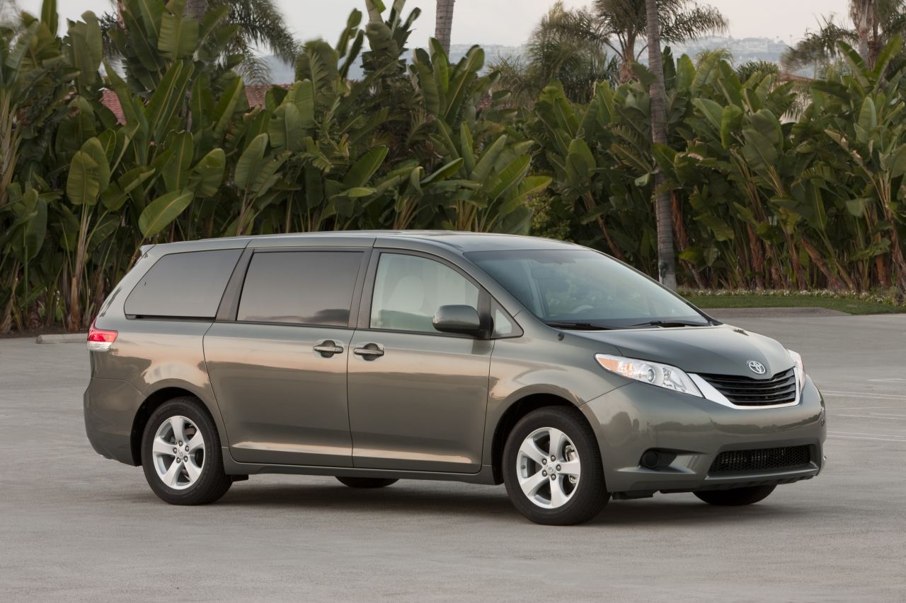 Daily Cars Prius v, Camry and Sienna selected as Best