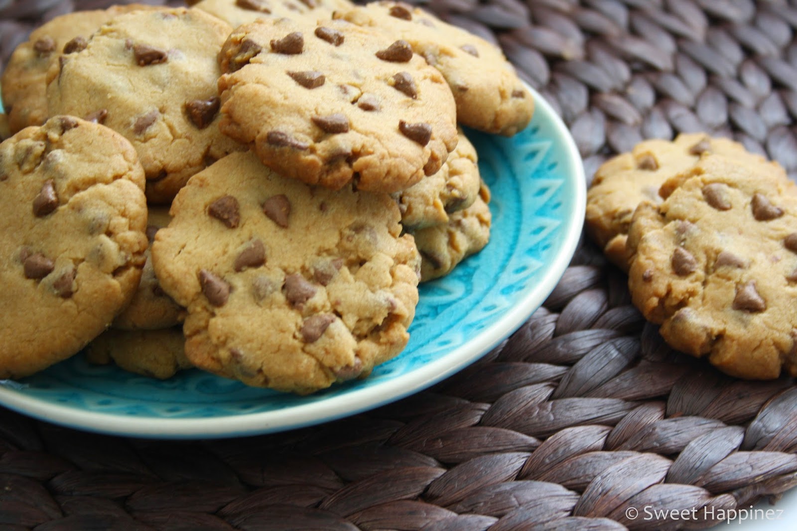 http://4.bp.blogspot.com/-BD7UriSiT5I/VPMZjUszH8I/AAAAAAAAEjI/-ZktdEWlBNc/s1600/Pindakaas%2BChocolate%2BChip%2BKoekjes%2B2.JPG