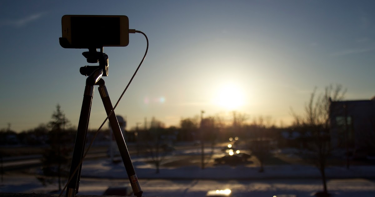 iPhone Timelapse Video of Sunset with Crescent Moon (March 3, 2014