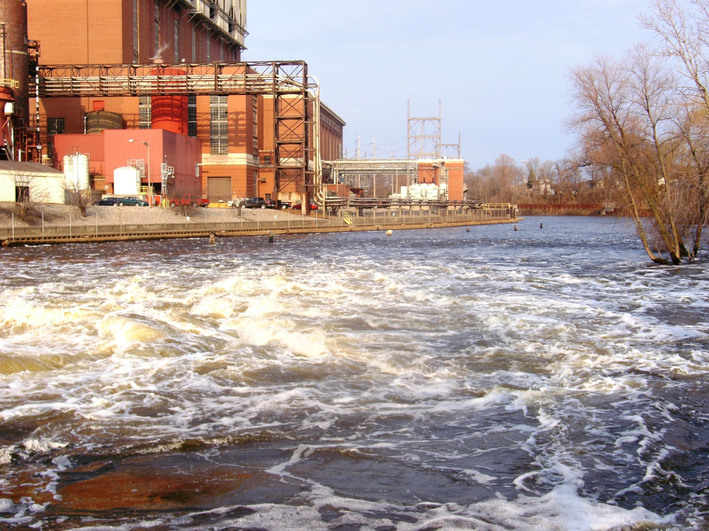 Chest waders and drowning