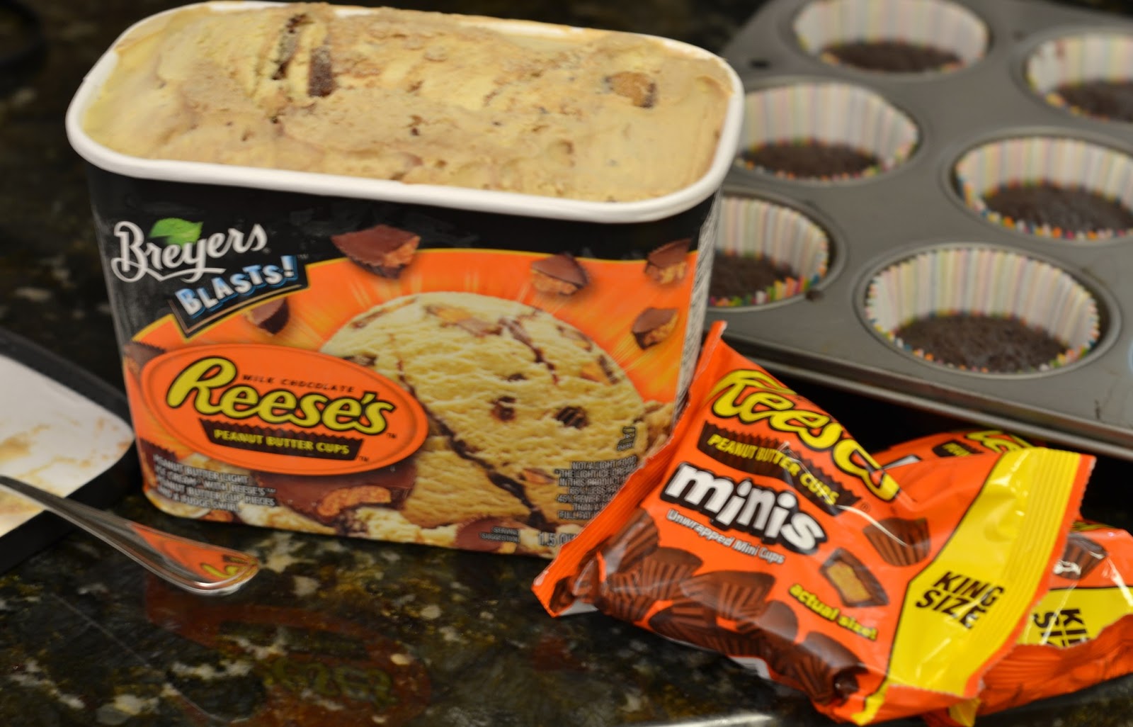 bonbons & biscotti Mini Peanut Butter Cup Ice Cream Cakes