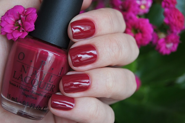 OPI - Manicurist of Seville