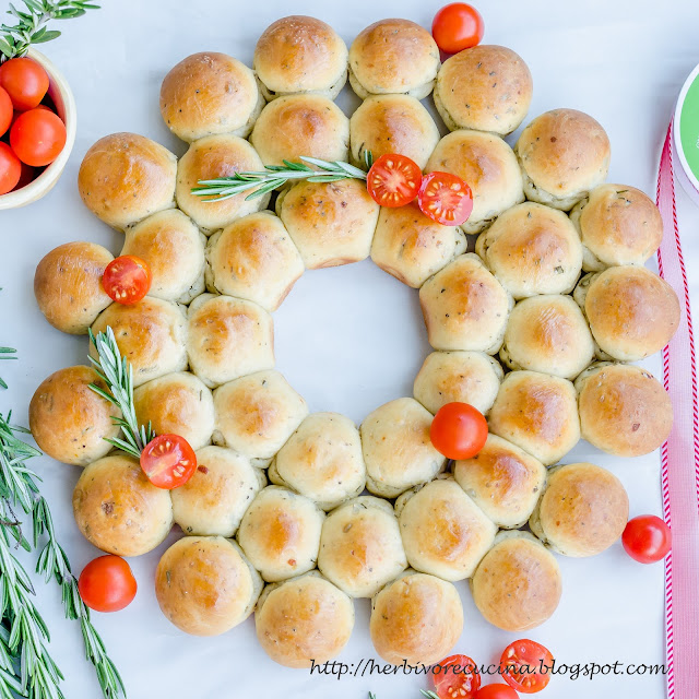 Herbivore Cucina Garlic and Rosemary Bread Wreath