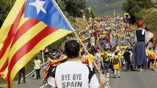 Fuente: http://images.teinteresa.es/espana/via-catalana-cadena-humana-diada-catalunya-11-septiembre-2013_TINIMA20130911_1007_18.jpg