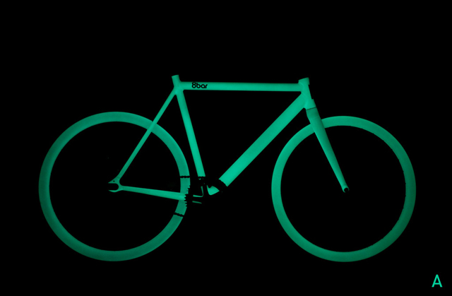 Bicicleta brilha no escuro