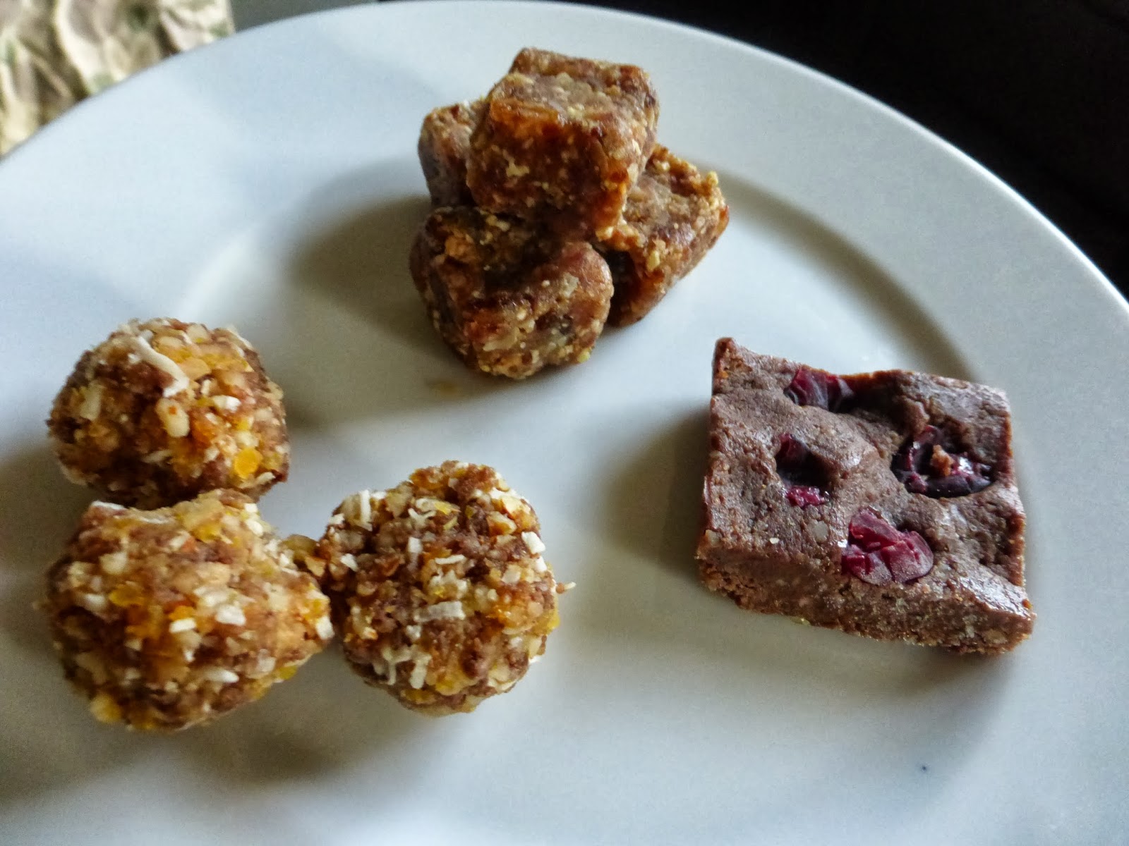 Nourish your body Lara Bars (or Power Balls)