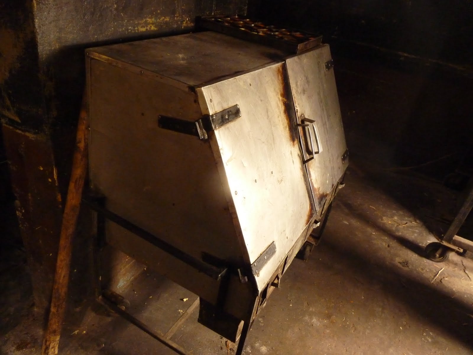 Cookswell Energy Saving Jikos and Charcoal Ovens The Cookswell Large