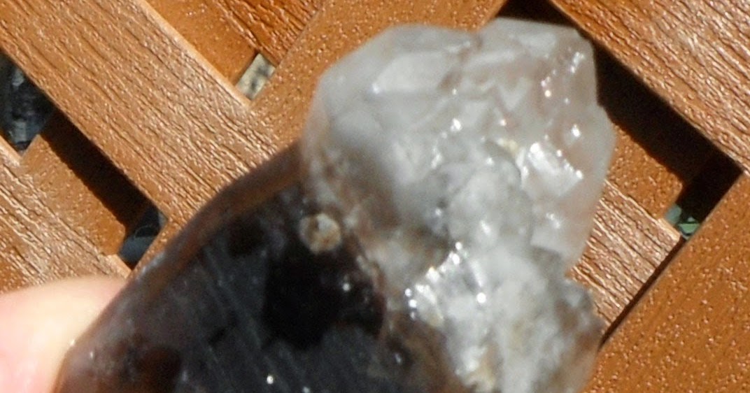 Rockhounding the Rockies Ferruginous Quartz & Float Crystals at Lake