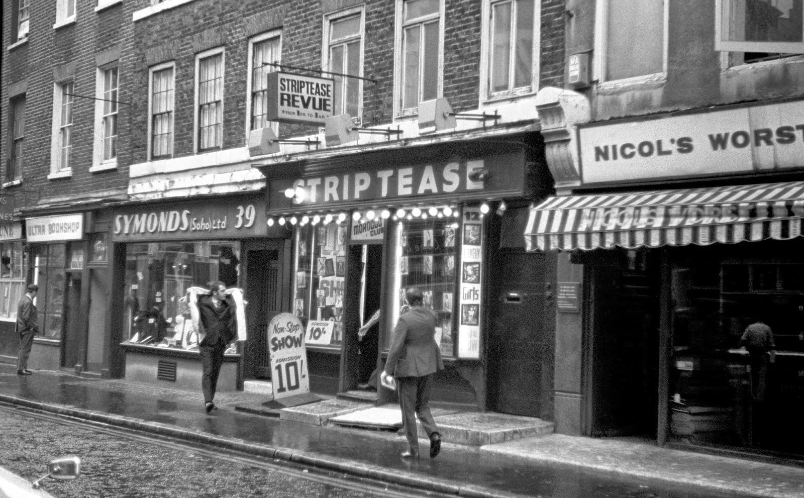 dunyanin gezgini 1972 londra sinin eglence merkezi soho dan 5 siyah beyaz kare