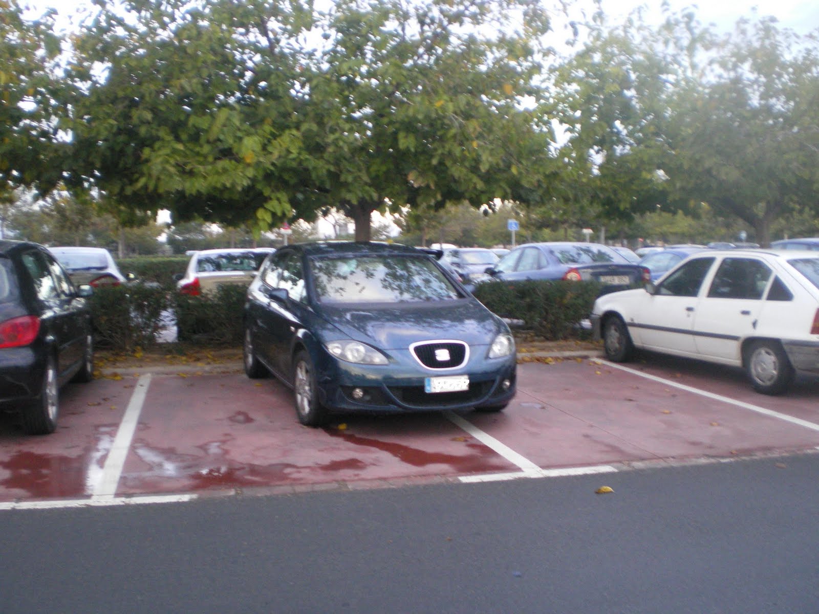 mal_aparcado2.JPG