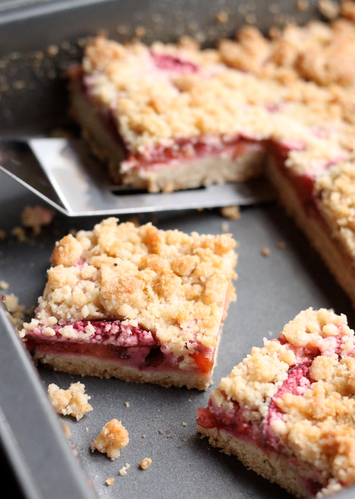 The Cilantropist Plum Crumble Bars