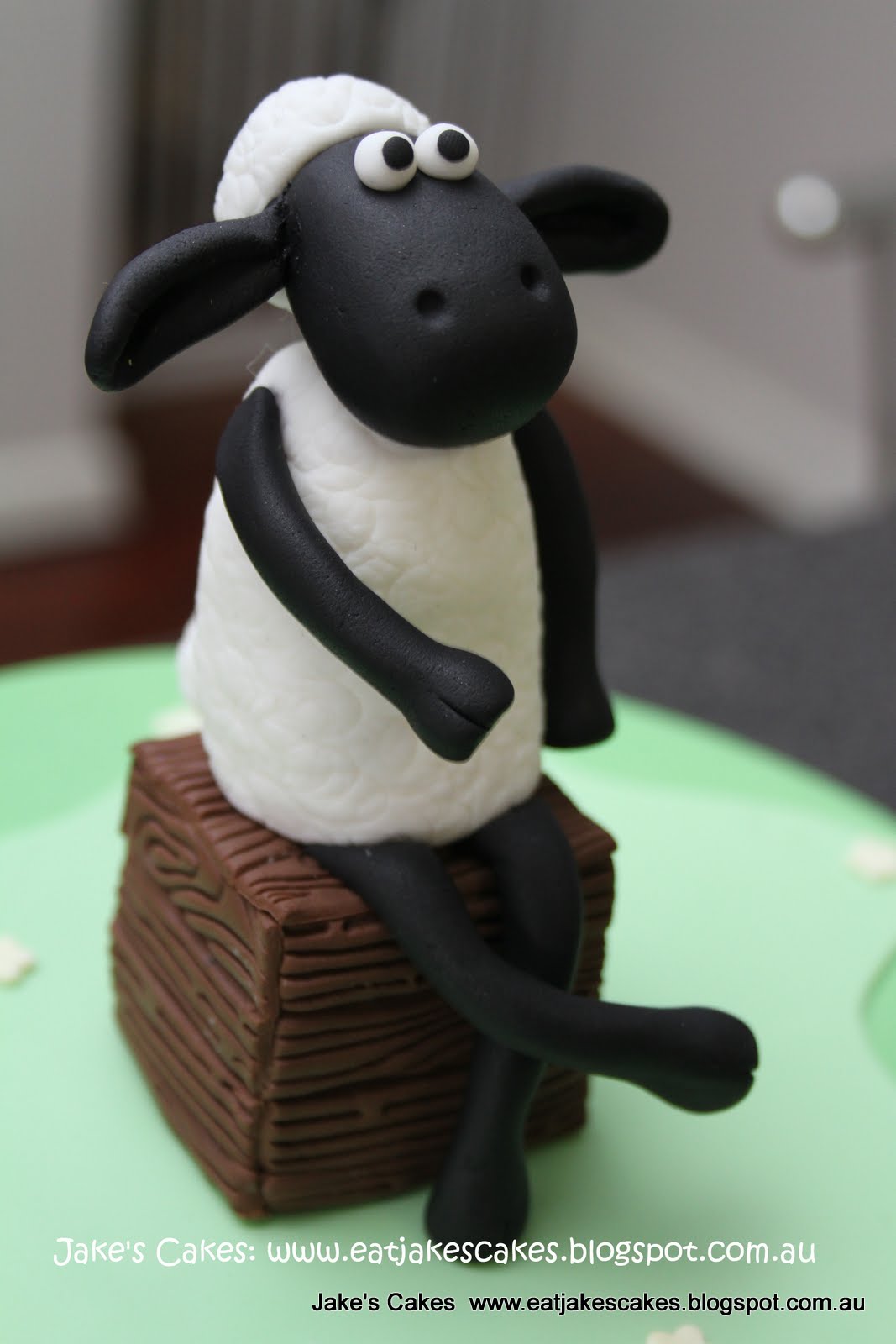 Jake's Cakes Shaun the sheep cake